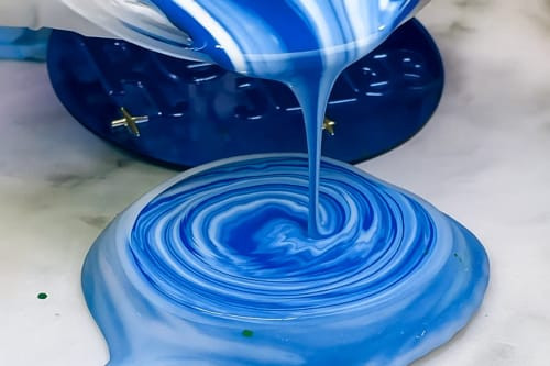 שפיכה מלוכלכת (Dirty Pour) שרף אפוקסי