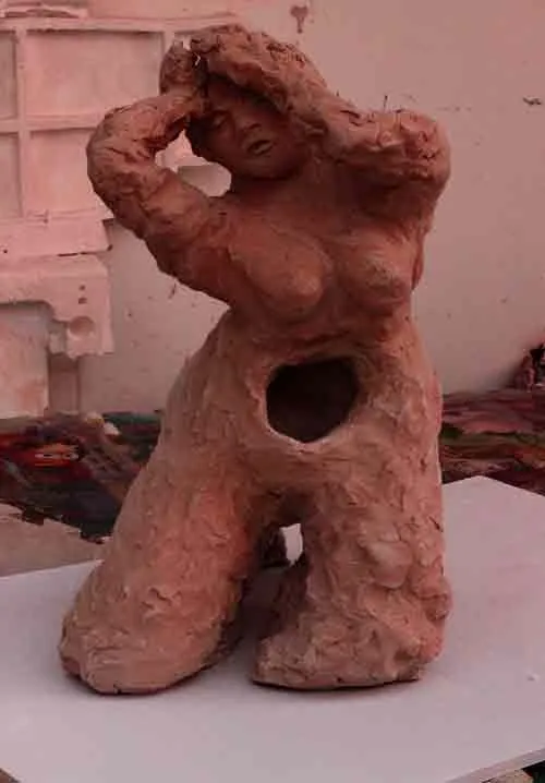 חוג פסול בחימר וקרמיקה