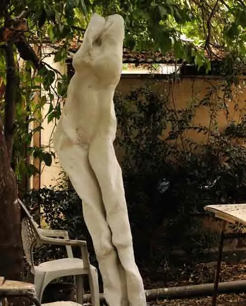 פיסול בבטון, קורס ברחובות