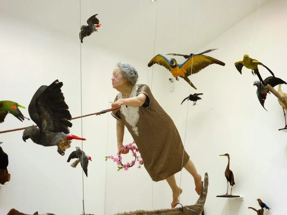 Sun Yuan et Peng Yu, אם אמות, 2012