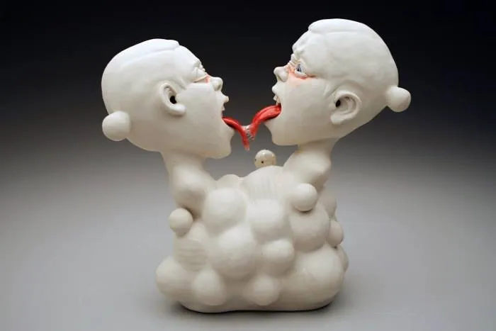 פסלים מקרמיקה Johnson Tsang
